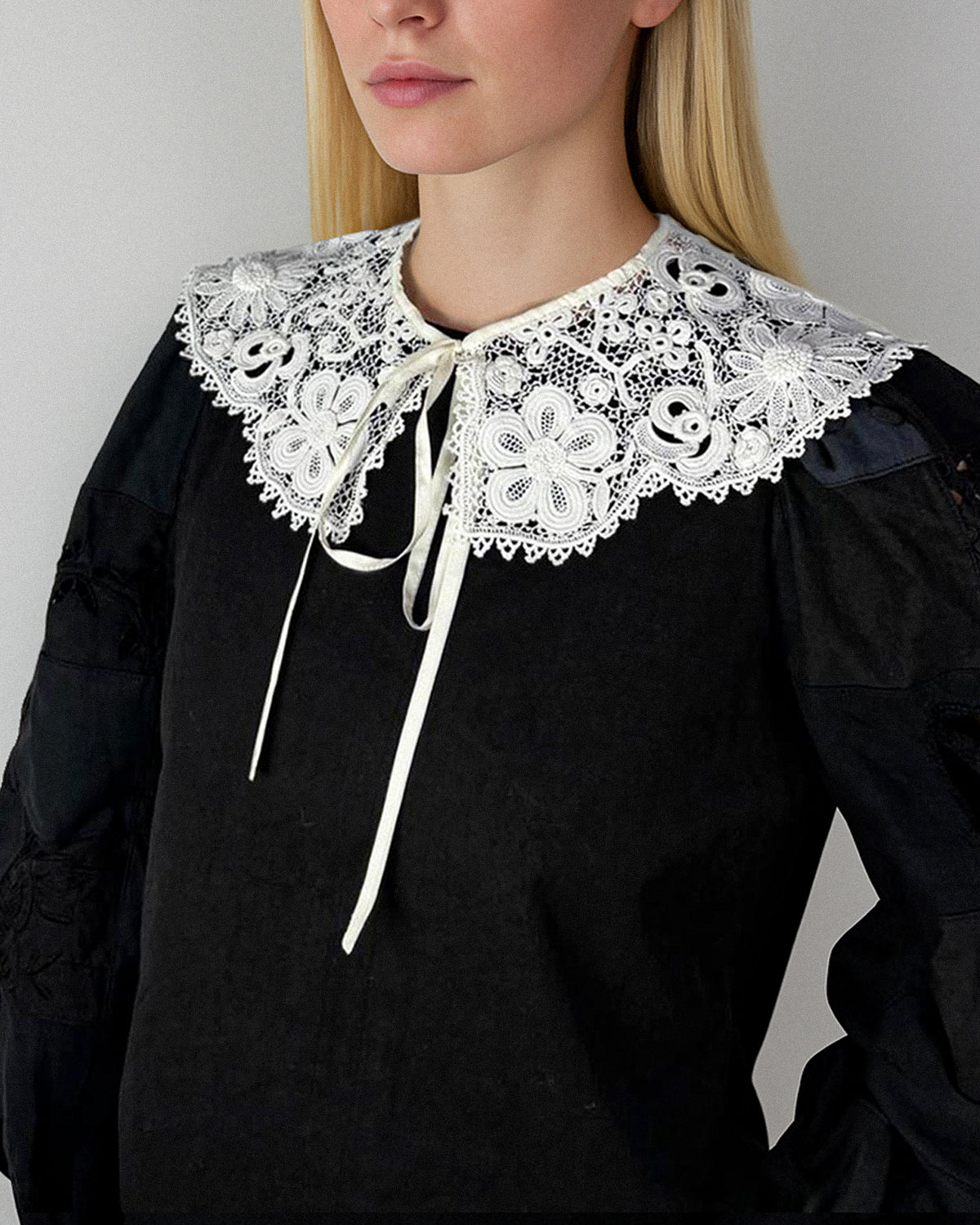 Large collar MUGUET Ecru