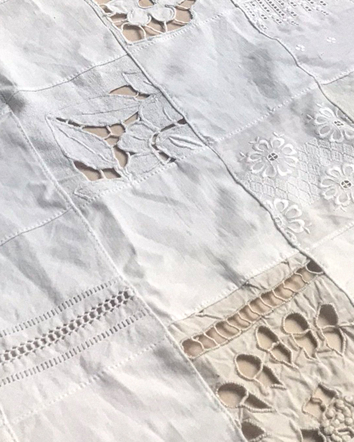 Triangle scarf ROMARIN Ecru