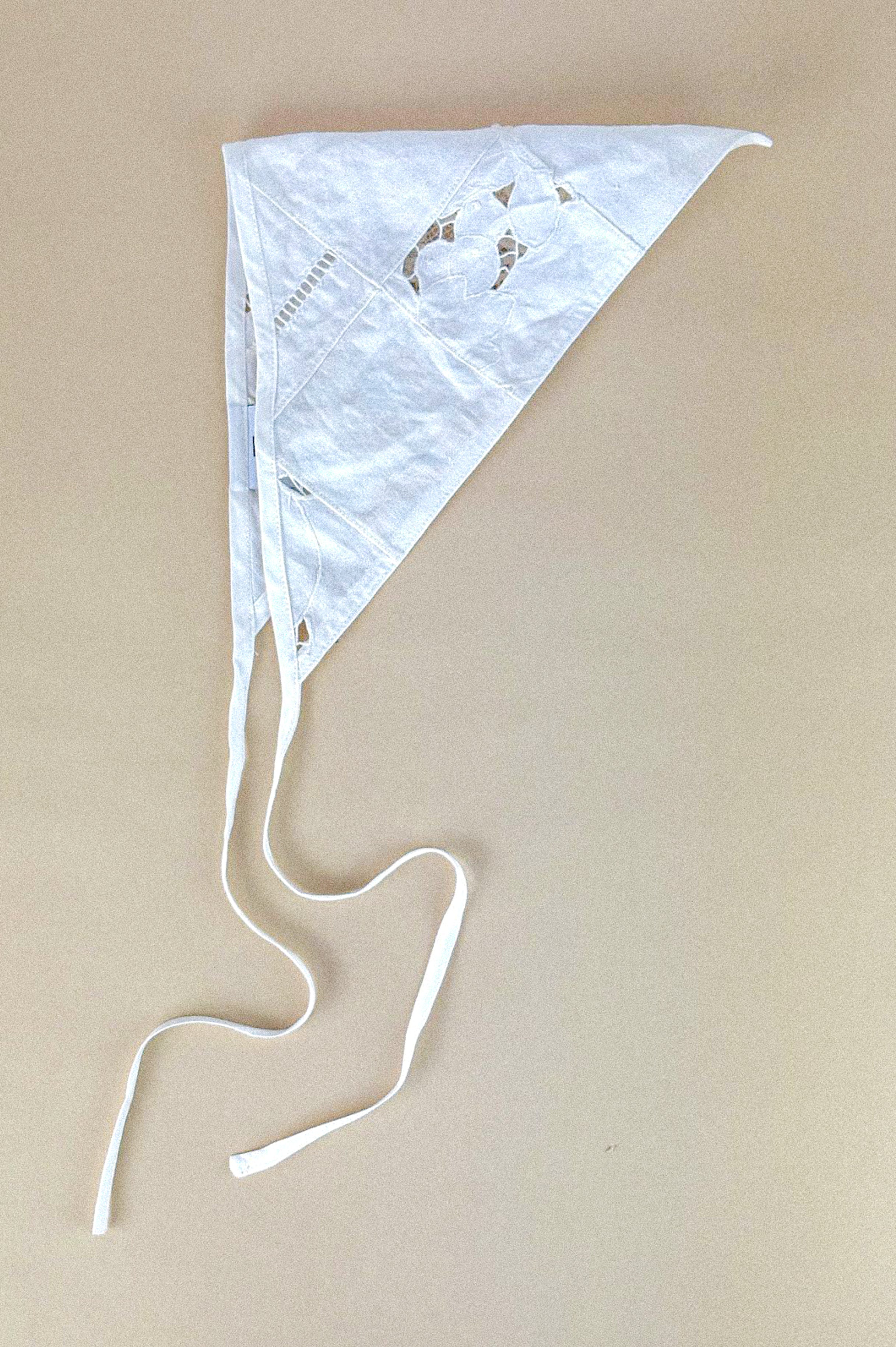 Triangle scarf ROMARIN Ecru